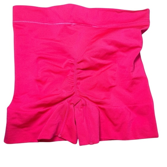 Medium 4 Piece Shapewear Lot Black Pink and Nude - Picture 4 of 10